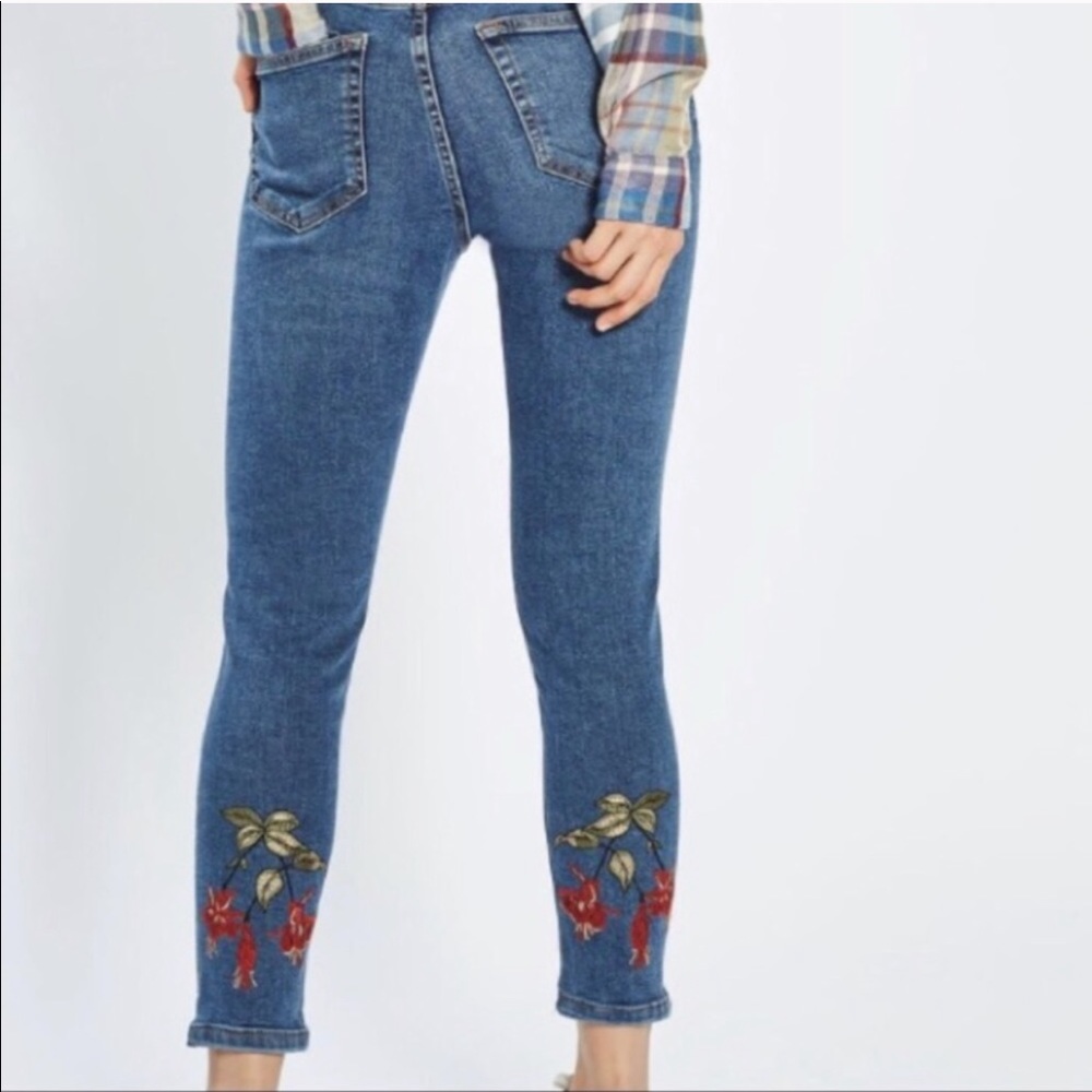 TOPSHOP Jamie Embroidered Jeans